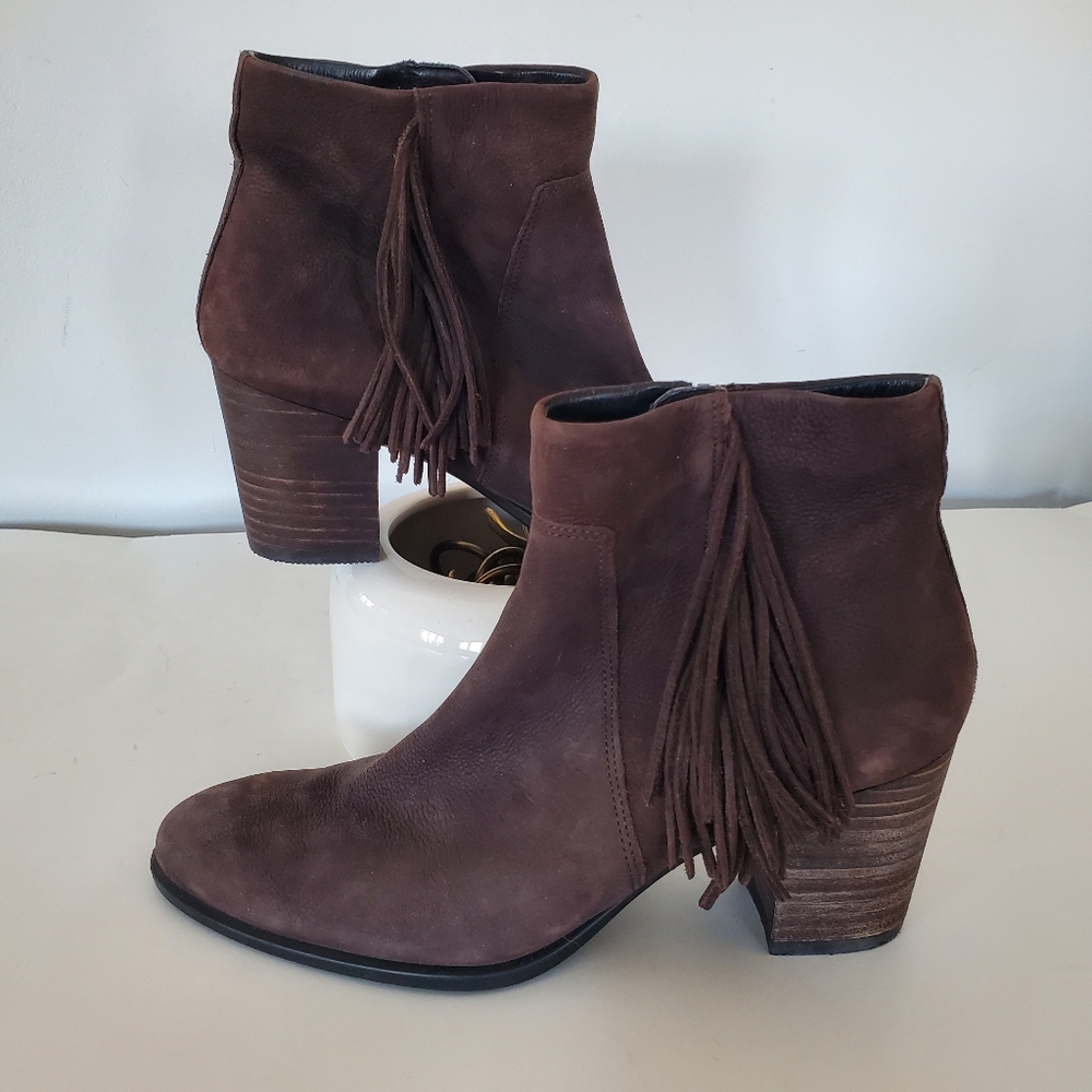 ECCO US 8 Brown Leather Fringe Booties Zip 3" Heel Boho Cowgirl Wore 2X! Western